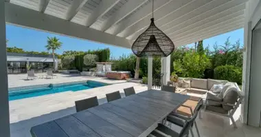 5 bedroom house in Benahavis, Spain