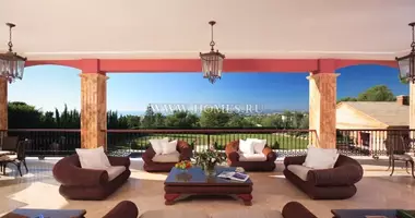 Villa Houses and villas 8 bedrooms in Marbella, Spain