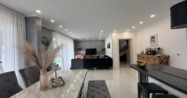 Villa 3 zimmer in Susanj, Montenegro