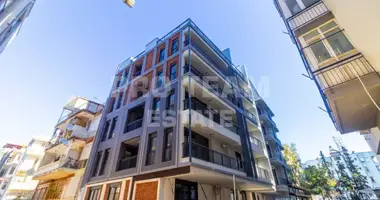 1 bedroom apartment in Muratpasa, Turkey