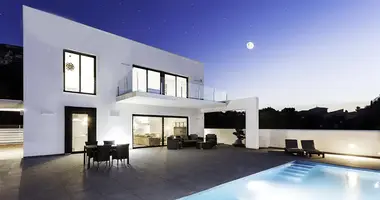 Villa 4 bedrooms in Denia, Spain