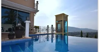 Villa 4 room villa in Altea, Spain