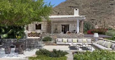 Villa 6 bedrooms in Kea Municipality, Greece