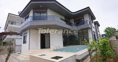Villa 6 habitaciones en Dosemealti, Turquía