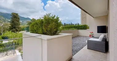 Condo 5 pokojów w Tivat, Czarnogóra