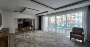 Penthouse 3 bedrooms in Mahmutlar, Turkey