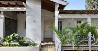 Reihenhaus in West Bay, Honduras