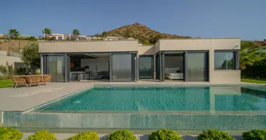 Villa 4 chambres dans Turgutreis, Turquie