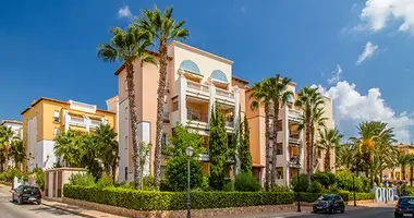 Mieszkanie 3 pokoi w Torrevieja, Hiszpania