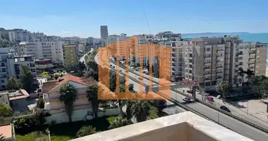Квартира 2 комнаты в Дуррес, Албания