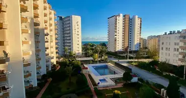 Apartamento 3 habitaciones en Mezitli, Turquía