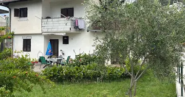 Haus 4 Schlafzimmer in Donja Lastva, Montenegro