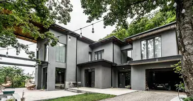 Haus 7 zimmer in Tiflis, Georgien