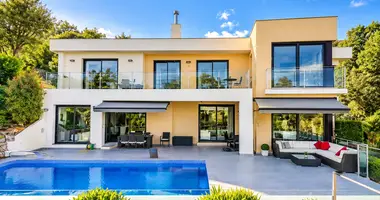 Villa 4 bedrooms in Santa Maria de Llorell, Spain