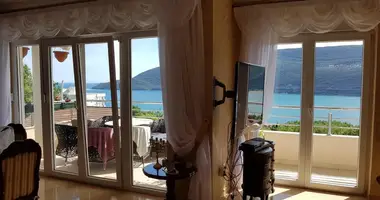Mieszkanie 3 pokoi w Herceg Novi, Czarnogóra