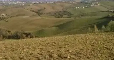 Działka w Notaresco, Włochy