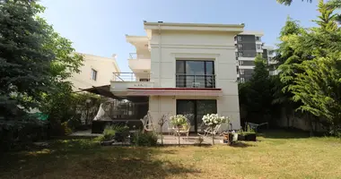 Villa 7 habitaciones en Cankaya, Turquía