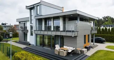 Casa 5 habitaciones en Jurmala, Letonia
