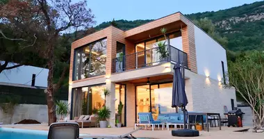 Villa 4 chambres dans Skaljari, Monténégro