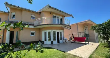 Casa 5 habitaciones en Bar, Montenegro