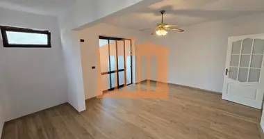 Квартира 3 комнаты в Дуррес, Албания