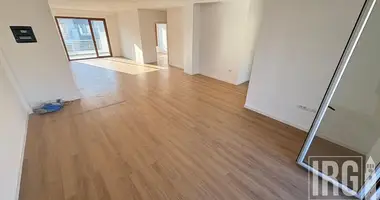 Bureau 187 m² dans Tirana, Albanie