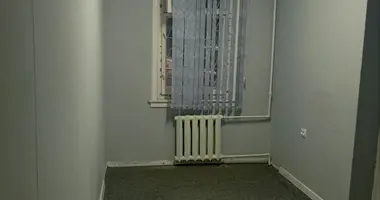 Apartamento 3 habitaciones en Taskent, Uzbekistán