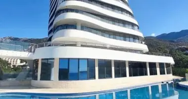 2 bedroom apartment in Becici, Montenegro