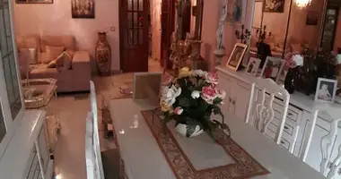 Haus 4 Schlafzimmer in Dos Hermanas, Spanien