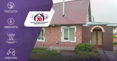 Apartamento 3 habitaciones en Valozynski sielski Saviet, Belarús