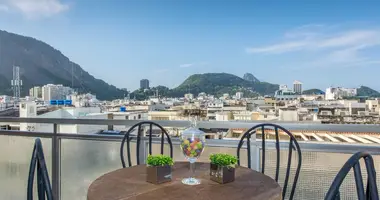 Mieszkanie 4 pokoi w Regiao Geografica Imediata do Rio de Janeiro, Brazylia