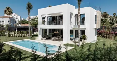 Villa 4 chambres dans Estepona, Espagne