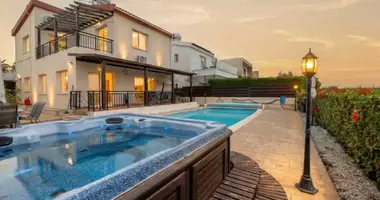 Appartement 4 chambres dans Yeroskipou, Chypre