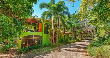 3 bedroom house in Veintisiete de Abril, Costa Rica