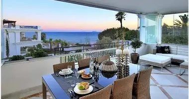 Mieszkanie 3 pokoi w Estepona, Hiszpania