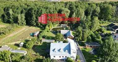 Maison 8 chambres dans Kapciouski sielski Saviet, Bélarus