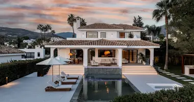 Villa 5 bedrooms in San Pedro Alcantara, Spain