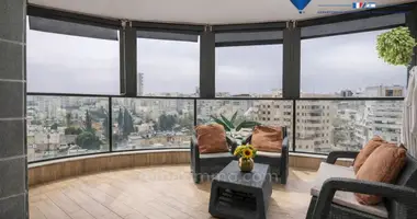 Apartamento 4 habitaciones en Hadera, Israel