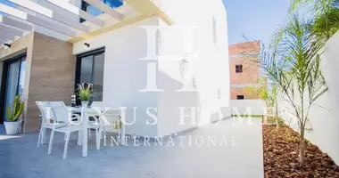 Villa 5 zimmer in Los Montesinos, Spanien