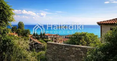 Parcela en Neos Marmaras, Grecia