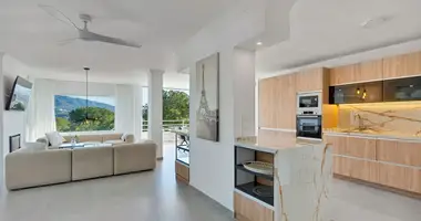 Apartamento 3 habitaciones en San Pedro Alcantara, Španjolska