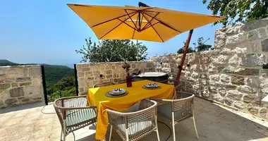 Apartamento 2 habitaciones en Budva, Montenegro