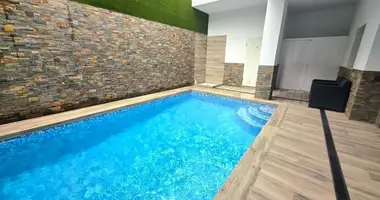 Mieszkanie 2 pokoi w Torrevieja, Hiszpania