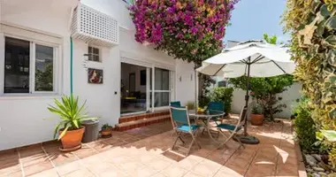 2 bedroom house in Dos Hermanas, Spain