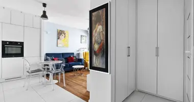 Квартира 2 комнаты в Варшава, Польша