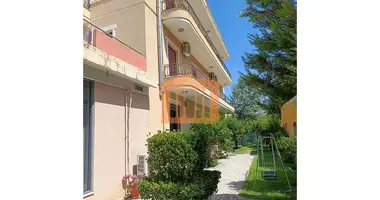 Hotel 670 m² in Bashkia Durres, Albania