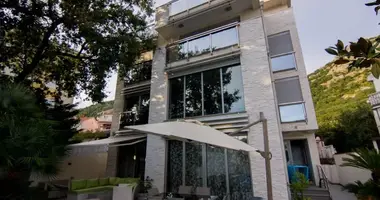 Apartamento 3 habitaciones en Budva, Montenegro