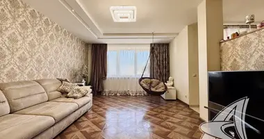 Квартира 3 комнаты в Мухавецкий сельский Совет, Беларусь