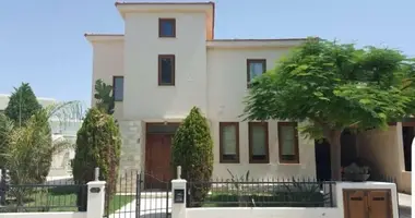 Casa 5 habitaciones en Larnaca, Chipre