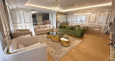 Casa 5 habitaciones en Konyaalti, Turquía